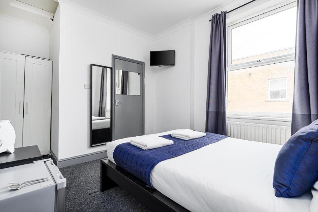 לונדון Vilenza Hotel מראה חיצוני תמונה